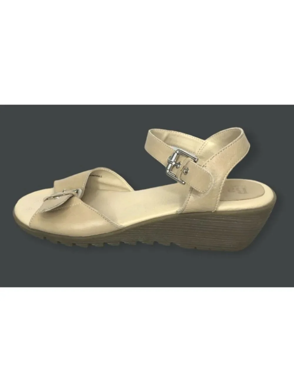 G H Bass & Company Sandals Womens 8M Flats Leather Ankle Strap Buckle Beige - Picture 3 of 12